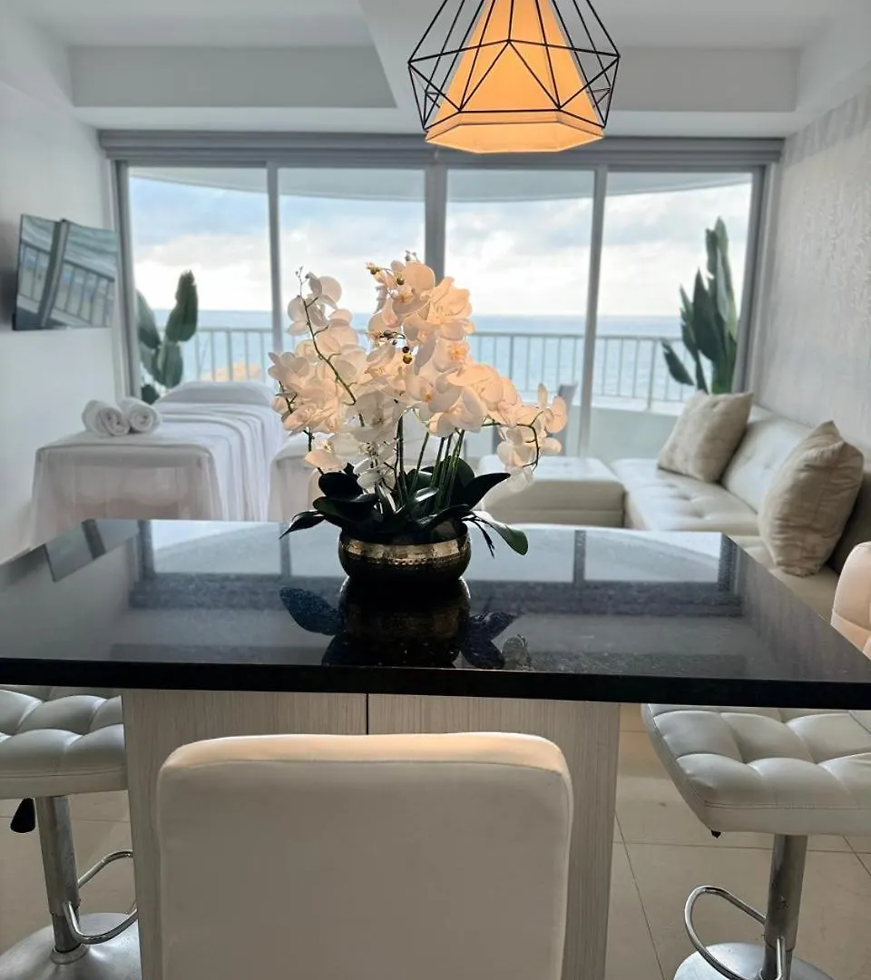 Apartment Alojamiento Cartagena Frente Al Mar