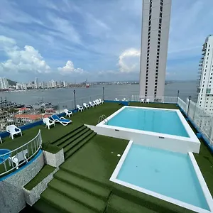 Apartment En Edificio Portofino Icdi, Cartagena